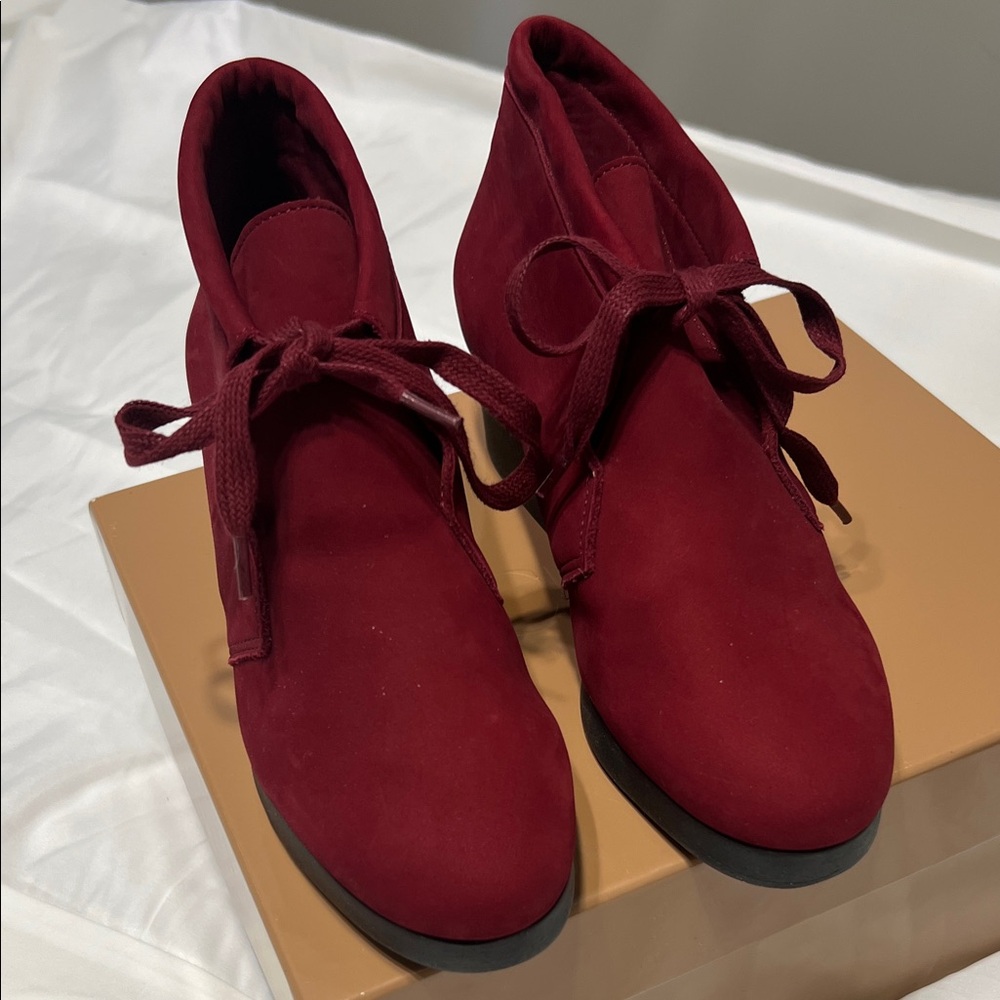 ARCHE Burgundy Suede Ankle Boots 37
